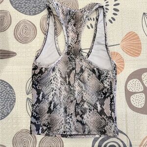Workout top
